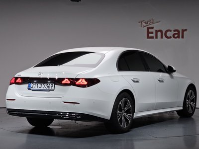 2024 Mercedes-BENZ E-CLASS 照片 3