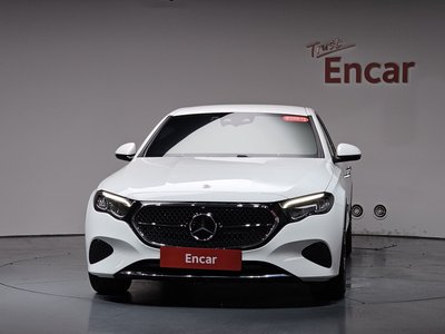 2024 Mercedes-BENZ E-CLASS 照片 2