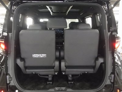 صورة مصغرة 21 لـ 2023 Toyota VELLFIRE
