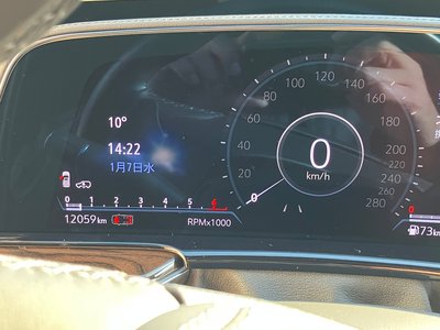 CADILLAC ESCALADE - 10