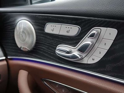 صورة 8 لـ 2021 Mercedes-BENZ E-CLASS