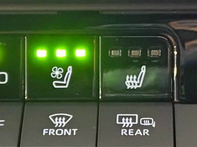 TOYOTA CROWN SPORT - 8