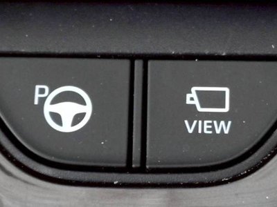 TOYOTA CROWN SPORT - 6