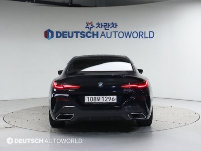 BMW 8 SERIES - 3