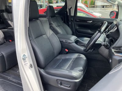 2020 Toyota ALPHARD — фото 8