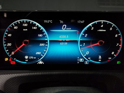 MERCEDES-BENZ A-CLASS - 8