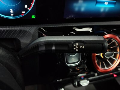 MERCEDES-BENZ A-CLASS - 9