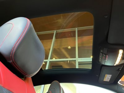 MERCEDES-BENZ E-CLASS - 8