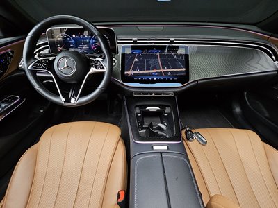 MERCEDES-BENZ E-CLASS - 5