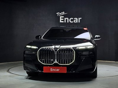 BMW 7 SERIES - 2