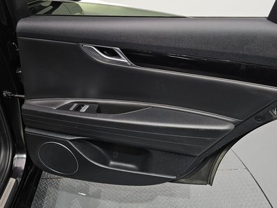 صورة 10 لـ 2020 Genesis G80 (RG3)