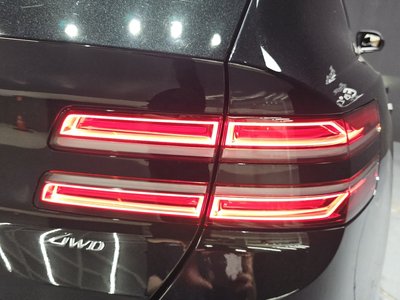 GENESIS GV80 - 10