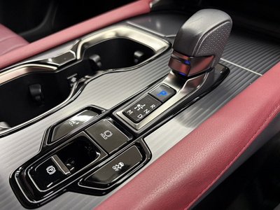 صورة مصغرة 60 لـ 2023 Lexus RX