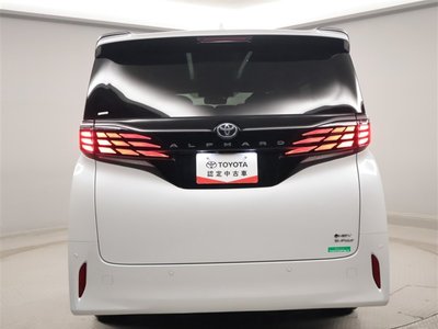 TOYOTA ALPHARD - 4