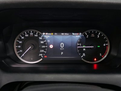 LAND ROVER DISCOVERY SPORT - 9