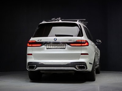 BMW X7 - 3