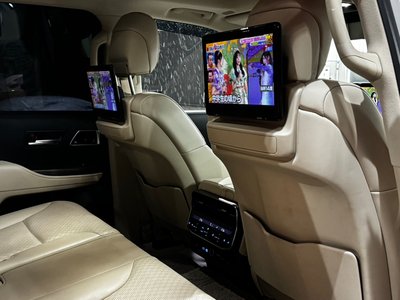 TOYOTA LAND CRUISER 300 - 5