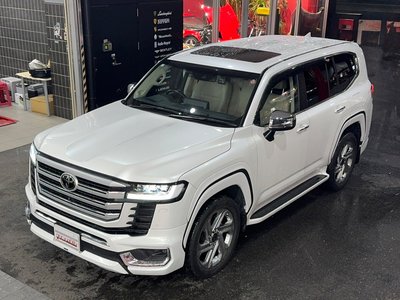 TOYOTA LAND CRUISER 300 - 2