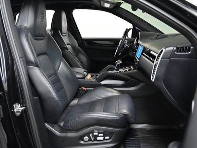 PORSCHE CAYENNE - 10