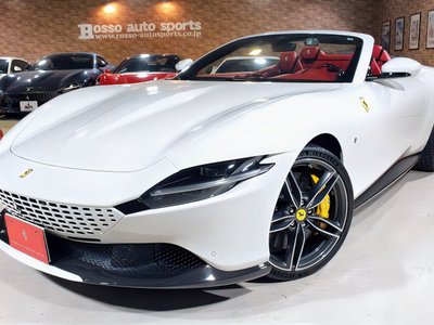 FERRARI ROMA SPIDER - 2