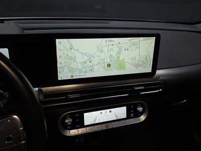2022 Genesis GV60 — миниатюра 14