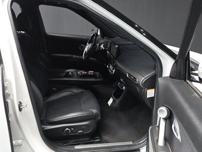 2022 Genesis GV60 — миниатюра 11