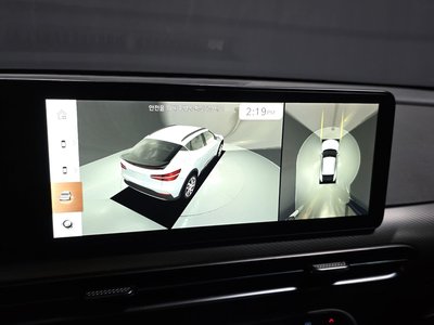 2022 Genesis GV60 — миниатюра 15