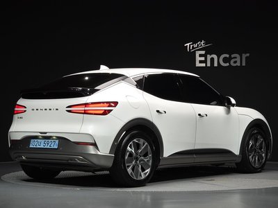 صورة 4 لـ 2022 Genesis GV60