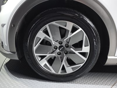 صورة 6 لـ 2022 Genesis GV60