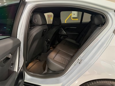 2024 BMW 5 SERIES — миниатюра 11