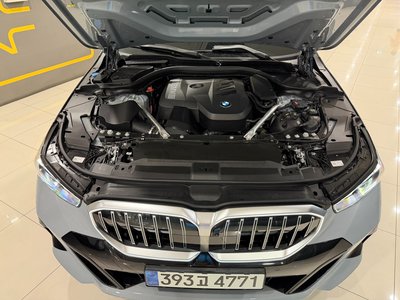 BMW 5 SERIES - 7