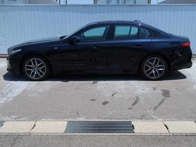 BMW 5 SERIES - 6