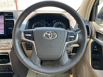 TOYOTA LAND CRUISER PRADO - 6