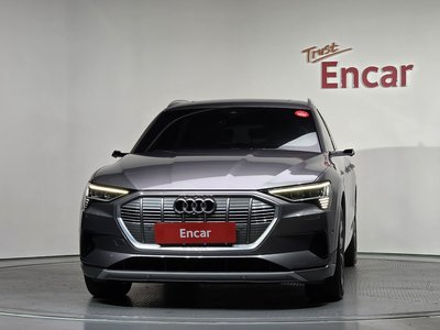 AUDI E-TRON - 2