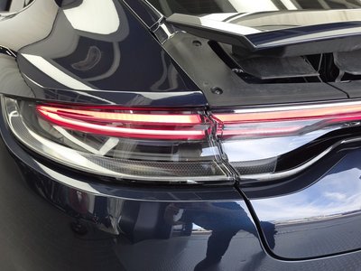 صورة 10 لـ 2023 Porsche PANAMERA