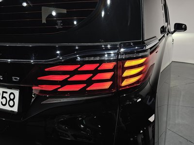 TOYOTA ALPHARD - 10