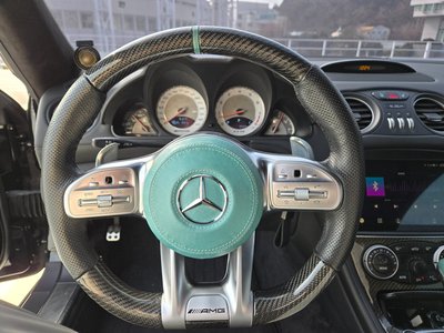 MERCEDES-BENZ SL - 9