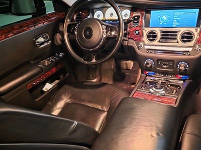 ROLLS-ROYCE GHOST - 10