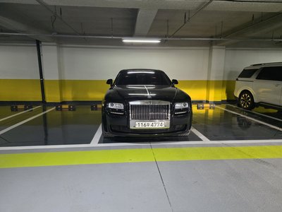 ROLLS-ROYCE GHOST - 1