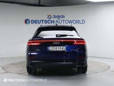 2021 AUDI Q8 照片 3