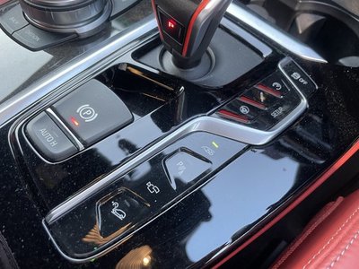 2021 BMW X4 M thumbnail 21