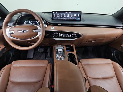 صورة 5 لـ 2023 Genesis GV70