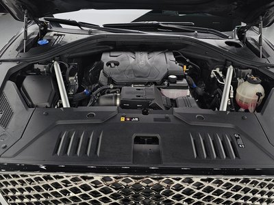 صورة 7 لـ 2023 Genesis GV70