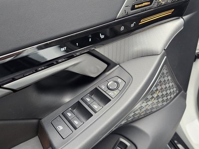 صورة مصغرة 15 لـ 2024 BMW 5 SERIES