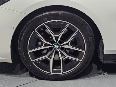 صورة 6 لـ 2024 BMW 5 SERIES