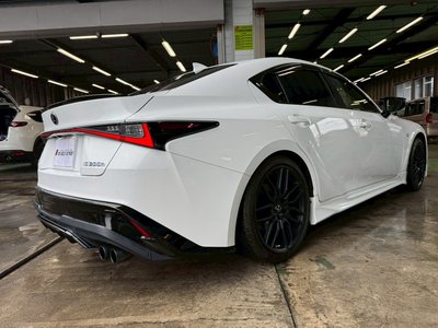 LEXUS IS - 4