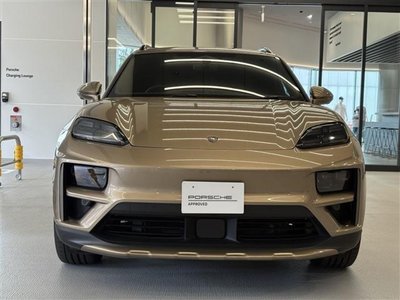 PORSCHE MACAN - 2