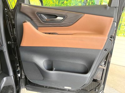صورة مصغرة 61 لـ 2023 Toyota VELLFIRE