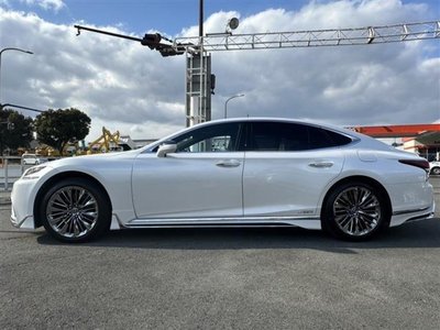 LEXUS LS - 9