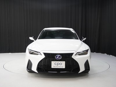 LEXUS IS - 8